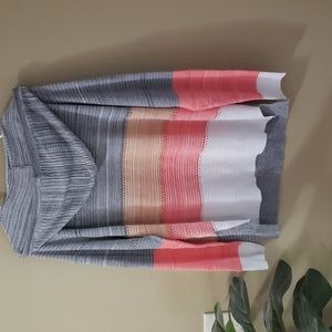 Light summer sweater with hood